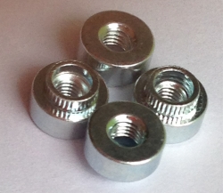 Cold heading rose riveting nut